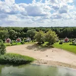 6 - Persoons Lakeside 17 Sauna Semesterbostad