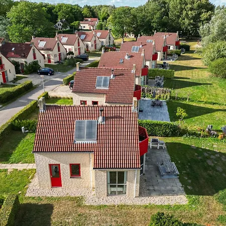 6 - Persoons Lakeside 17 Sauna Ewijk