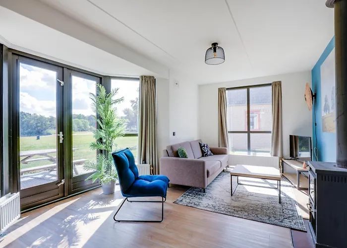 6 - Persoons Lakeside 17 Sauna Holiday home Ewijk