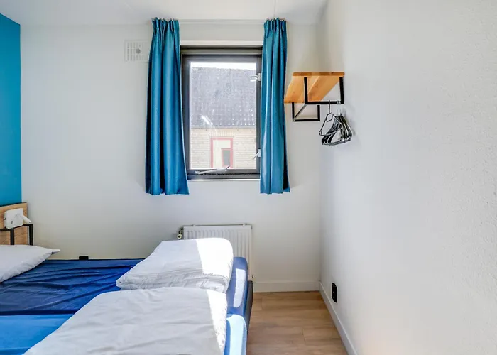 6 - Persoons Lakeside 17 Sauna Holiday home