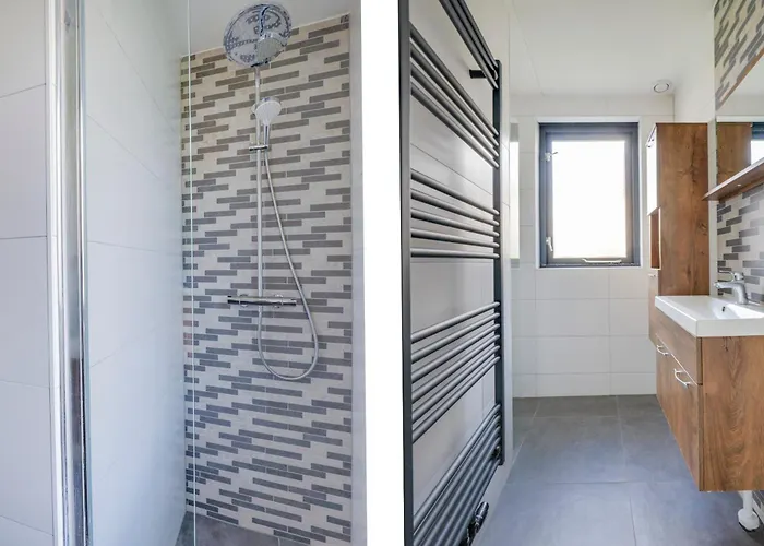 Holiday home 6 - Persoons Lakeside 17 Sauna *