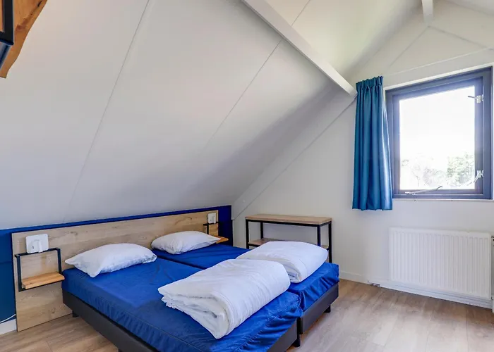 Semesterbostad 6 - Persoons Lakeside 17 Sauna