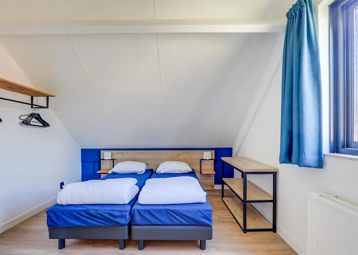 Holiday home 6 - Persoons Lakeside 17 Sauna Ewijk