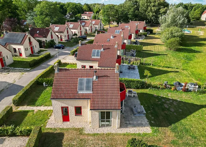 6 - Persoons Lakeside 17 Sauna Ewijk